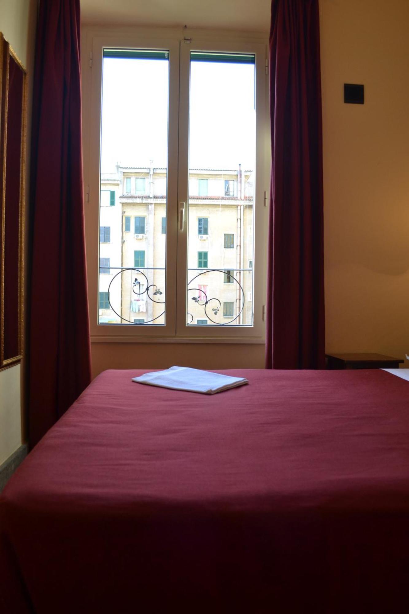 Hotel Al Sanpietrino روما الغرفة الصورة