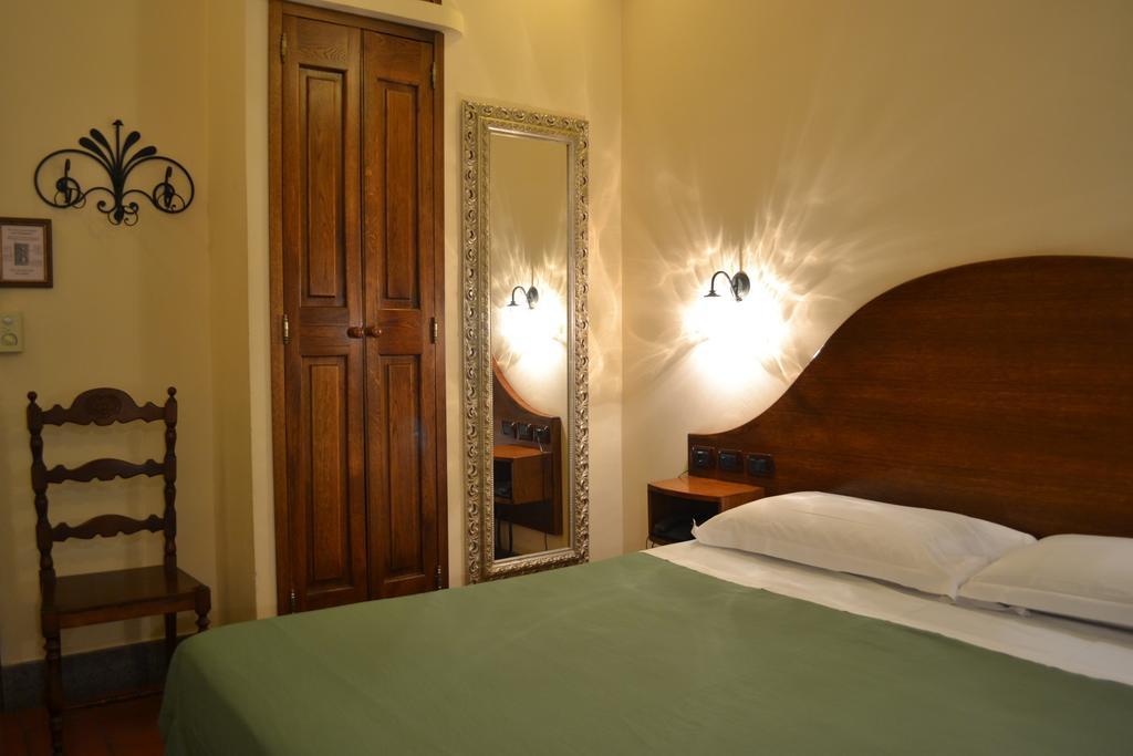 Hotel Al Sanpietrino روما الغرفة الصورة